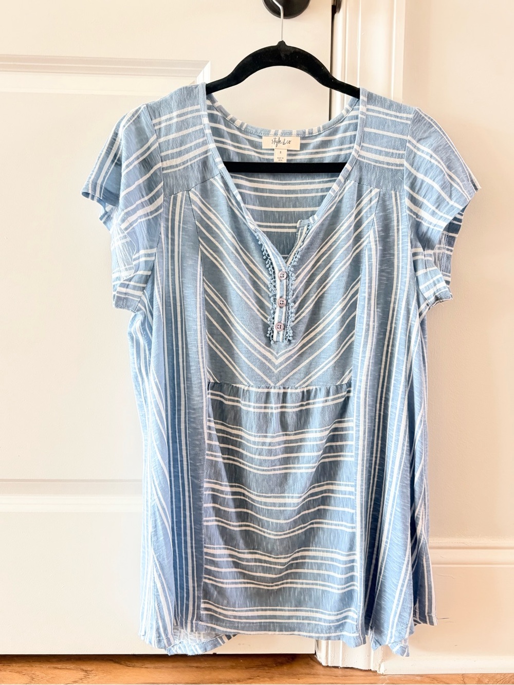 Style & Co. Light Blue & White Striped Short Sleeve Tunic